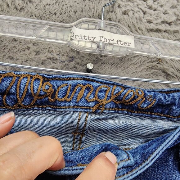 Wrangler Jeans Womens 32 Tall Medium Wash Stretch High Rise Trouser *GUC* - Picture 4 of 15